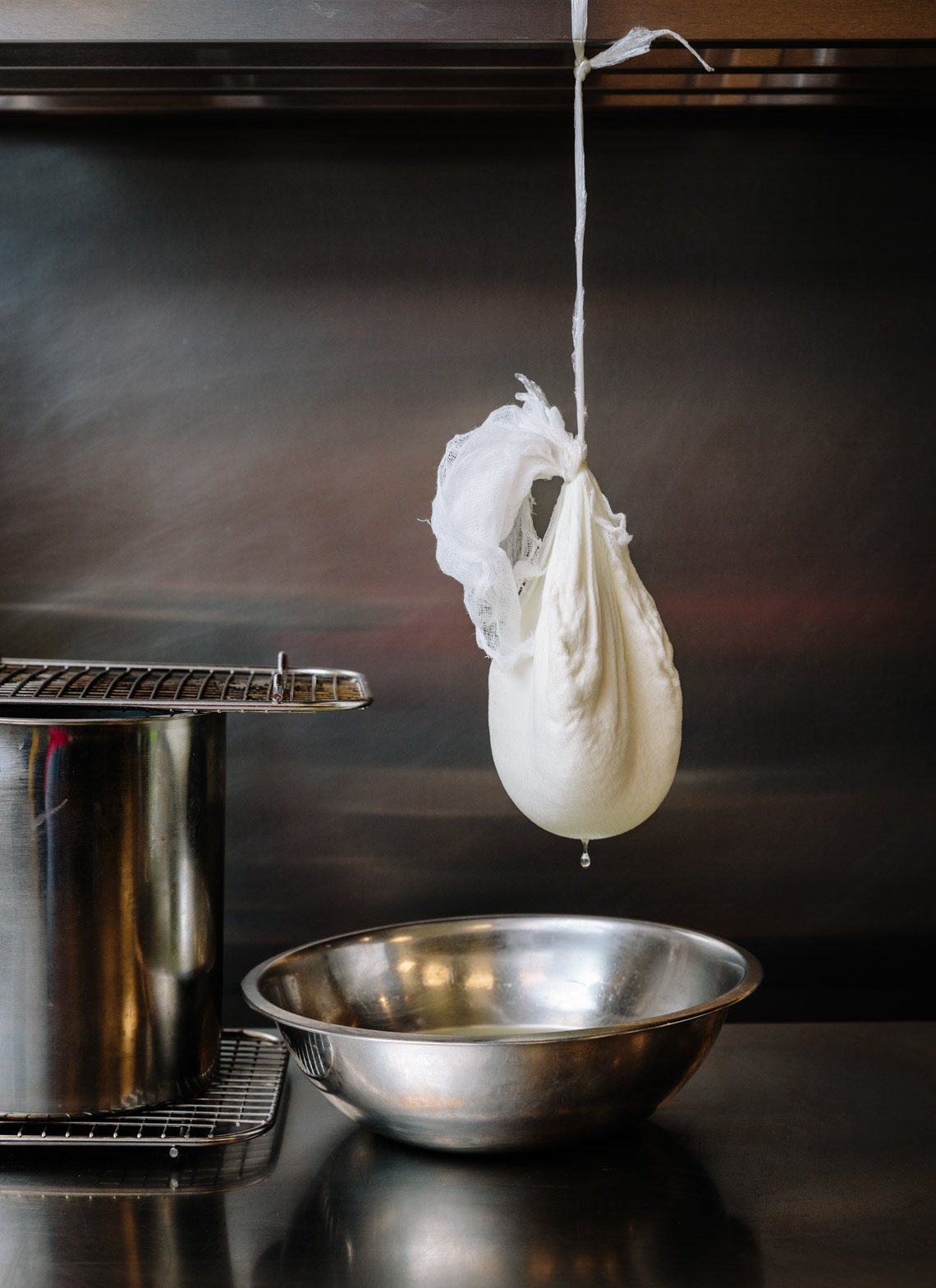 Hale_CanadaBestNewRestos2018_81